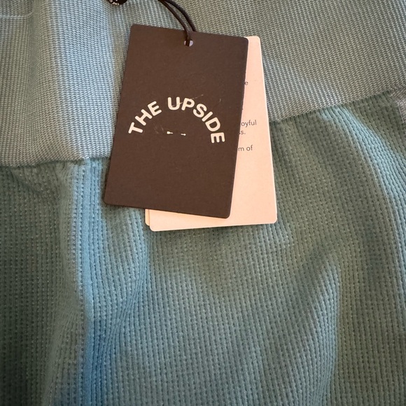 The upside from Tuckernuck size medium leggings - Picture 4 of 6